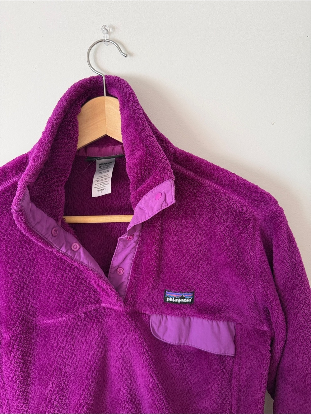 Patagonia Women's Snap-T Pullover Ikat Purple M Cozy Soft Fleece Hiking Outdoors - Picture 9 of 10